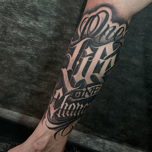 tatouage #90896 | Artiste tatoueur Spray Gun