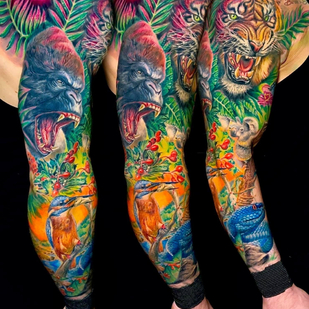 Homme Couleur Réalisme tatouage sur Manche #87206 | Artiste tatoueur Tolga Cemal Sumer
