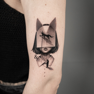 Noir et Gris  tatouage #86652 | Artiste tatoueur Vytautas Vy