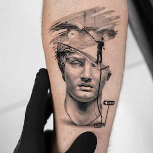 Noir et Gris  tatouage #86653 | Artiste tatoueur Vytautas Vy