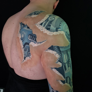 Homme Couleur Biomecanique tatouage sur Manche #89773 | Artiste tatoueur Dmitriy Chikaev