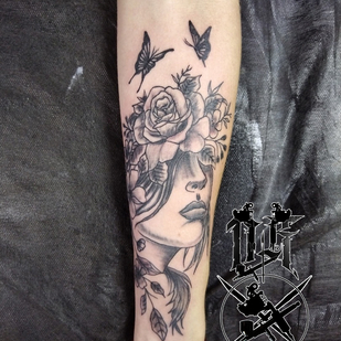 Noir et Gris  tatouage #87555 | Artiste tatoueur Dmitriy Kobelev