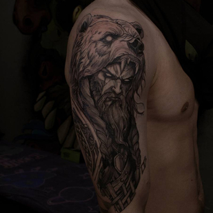 Homme   tatouage #85016 | Artiste tatoueur Dmitriy Voytenko