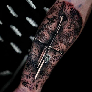 Homme   tatouage #86315 | Artiste tatoueur Georgiy Vahtangishvili