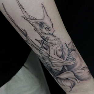 Femme Noir Graphique tatouage sur Avant-bras #84098 | Artiste tatoueur Natalya Kvyatkovskaya