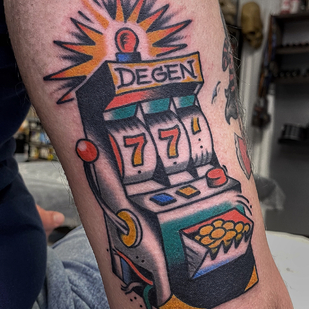 Homme Couleur Old School tatouage #88708 | Artiste tatoueur Nikita Radeckiy