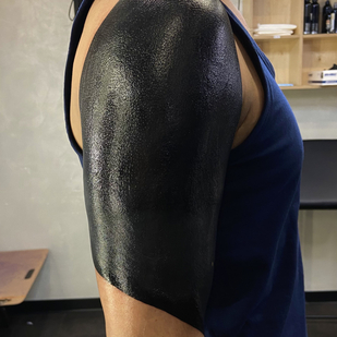 Homme Noir Blackwork tatouage sur Épaule #87248 | Artiste tatoueur Odincov Egor