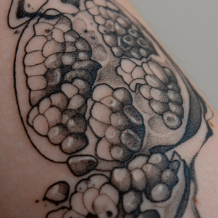 Femme Noir Graphique tatouage #94798 | Artiste tatoueur Sergeeva Tattoo