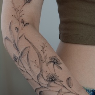 Femme Noir  tatouage sur Avant-bras #96912 | Artiste tatoueur Sergeeva Tattoo