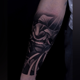 Homme Noir Japonais tatouage sur Avant-bras #91223 | Artiste tatoueur Spray Gun