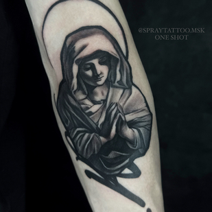 Homme Noir Réalisme tatouage #95149 | Artiste tatoueur Spray Gun