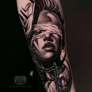 Noir Réalisme tatouage #95159 | Artiste tatoueur Spray Gun