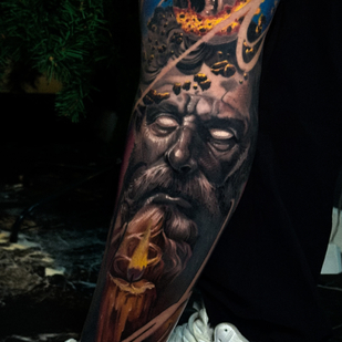 Homme Couleur Style d'Auteur tatouage sur Tibia #91319 | Artiste tatoueur Artem Sachko