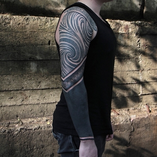 Ornemental tatouage #91827 | Artiste tatoueur Nikita Petrov