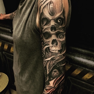 tatouage #105355 | Artiste tatoueur Floyd Varesi