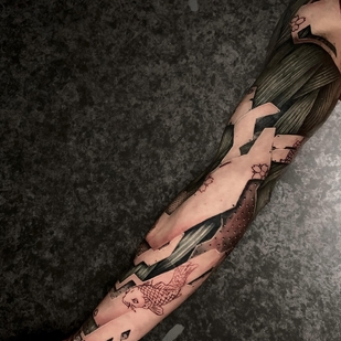 Homme Couleur Biomecanique tatouage sur Manche #93962 | Artiste tatoueur Anton Krasnov
