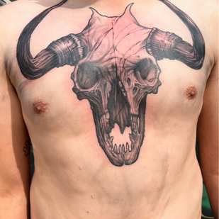 Homme Noir et Gris Horreur tatouage sur Poitrine #95504 | Artiste tatoueur Rot_Priest