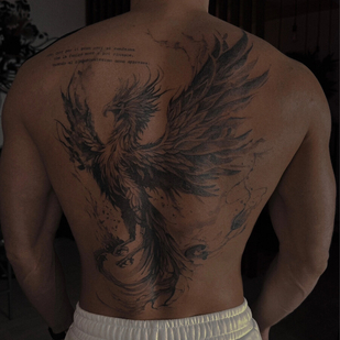 Homme Noir et Gris Graphique tatouage sur Dos #96860 | Artiste tatoueur Dariya Salmanova