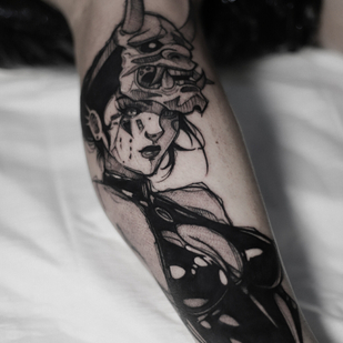 Homme Noir Anime tatouage sur Tibia #97428 | Artiste tatoueur Valentin Markgraf