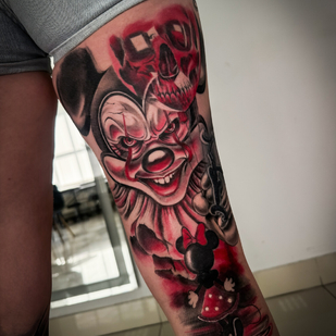 Femme Couleur Réalisme tatouage sur Cuisse #99053 | Artiste tatoueur Nikita Naymushin