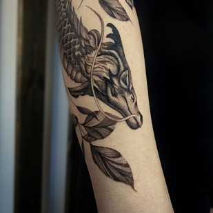 Femme Noir Graphique tatouage #99748 | Artiste tatoueur Artem Arion