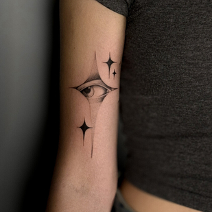tatouage #99523 | Artiste tatoueur Nika Taratuta