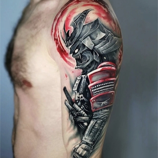 Homme Couleur Réalisme tatouage sur Épaule #101473 | Artiste tatoueur Egor Hludnev
