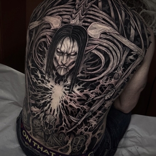 Homme Couleur Blackwork tatouage sur Dos #103245 | Artiste tatoueur Julian Moth