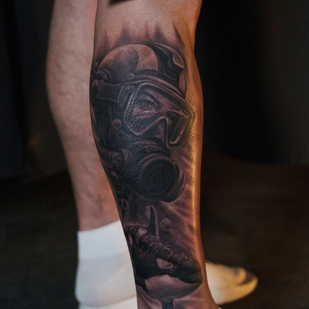 Homme Noir Réalisme tatouage #103463 | Artiste tatoueur Sergey Petrov