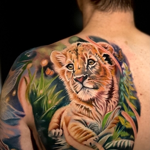 Homme  Réalisme tatouage sur Dos #103644 | Artiste tatoueur Anastasiia Mikaskina aka Mika RedHead