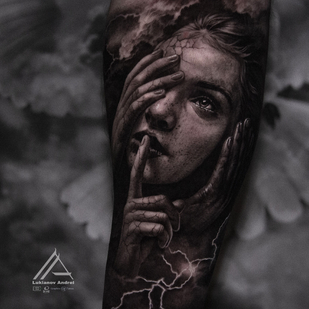 Noir et Gris  tatouage #91136 | Artiste tatoueur Andrey Lukyanov
