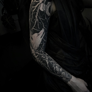 Femme Noir  tatouage #97661 | Artiste tatoueur Anastasia Foga