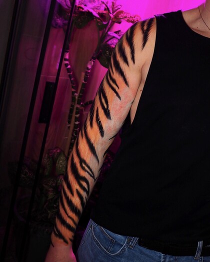 Idées de Tatouage #95395 Artiste tatoueur Arseniy Karenin