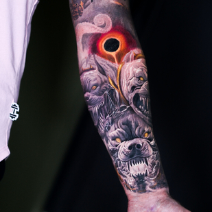 Homme Couleur Réalisme tatouage sur Avant-bras #94170 | Artiste tatoueur Kirill Antique