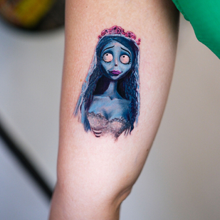 Femme Couleur Micro-réalisme tatouage sur Manche #95882 | Artiste tatoueur Kirill Antique