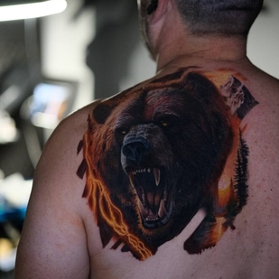 Homme Couleur Cover-up tatouage sur Dos #98055 | Artiste tatoueur Kirill Antique