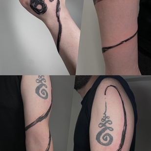 Noir Abstrait tatouage #99374 | Artiste tatoueur Mary Nepostaeva