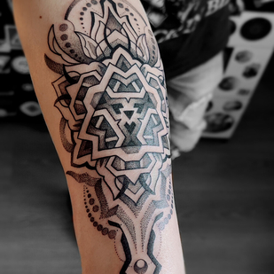 tatouage #93310 | Artiste tatoueur Ioann Leo ( LEO-VAN )
