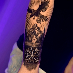 Homme Noir et Gris Réalisme tatouage sur Avant-bras #102284 | Artiste tatoueur Master Margarita