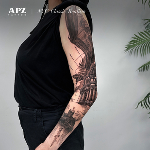 Femme Noir et Gris Réalisme tatouage sur Manche #93287 | Artiste tatoueur Apz Tattoo
