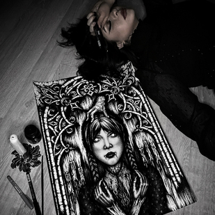 Femme Noir Graphique tatouage #94871 | Artiste tatoueur Ellina Plat