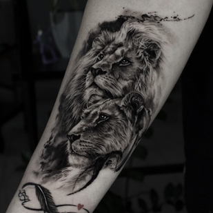 Noir et Gris Réalisme tatouage sur Avant-bras #94962 | Artiste tatoueur Anna Karenina