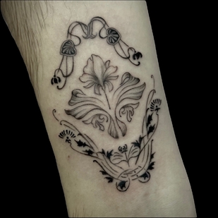 tatouage #99009 | Artiste tatoueur Edita Ter-Balyan