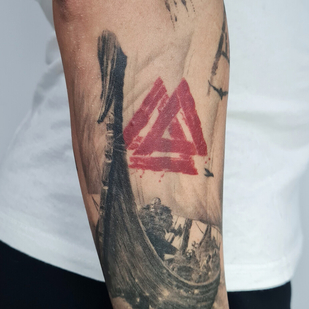 Homme Couleur Trash Polka tatouage sur Avant-bras #96208 | Artiste tatoueur Vladimir Kovalevskiy