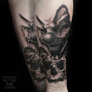 Noir et Gris Réalisme tatouage #96214 | Artiste tatoueur Vladimir Kovalevskiy