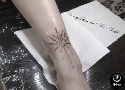 Idées de Tatouage # Artiste tatoueur Klaudia Zelenay