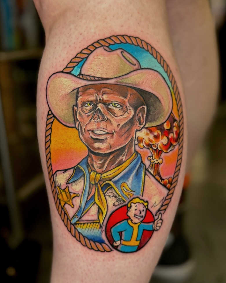 @vaultt_tec fallout, tatuaggio, galleria, foto @vaultt_tec color,old school,vault boy,Ghoul,fallout