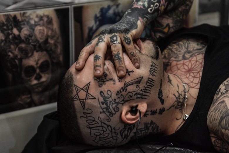 Anestesia per tatuaggi: Punti a favore e contro. Come scegliere un anestetico?