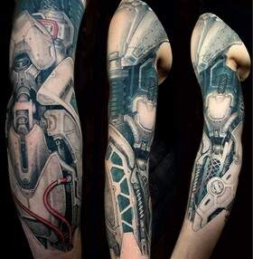 Approccio innovativo alla tatuaggio biomeccanico di Konstantin Alekseev