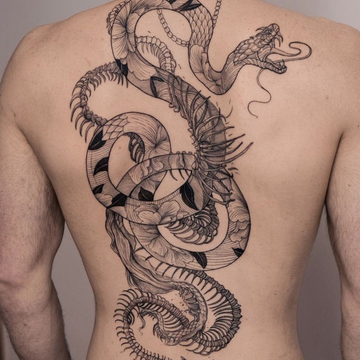 La rivoluzione dei tatuaggi ispirati alla incisione di Lesya Crow